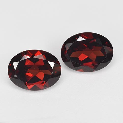Blackish Red Pyrope Garnet Gem - 2.2ct Oval Facet (ID: 520576)
