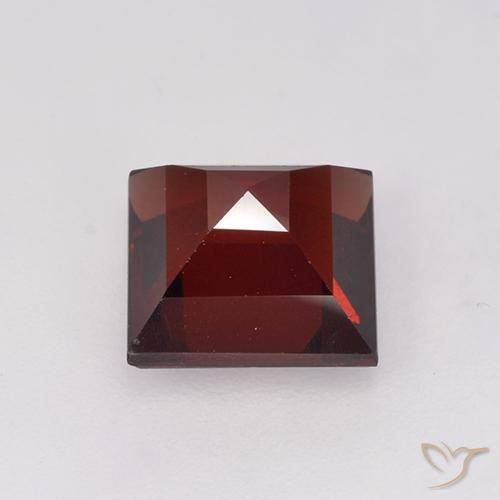 Pyrope Garnet Gemstone in 7 x 7 mm (calibrated) Size for Sale, Pyrope Garnet Stone in Dark Red Color