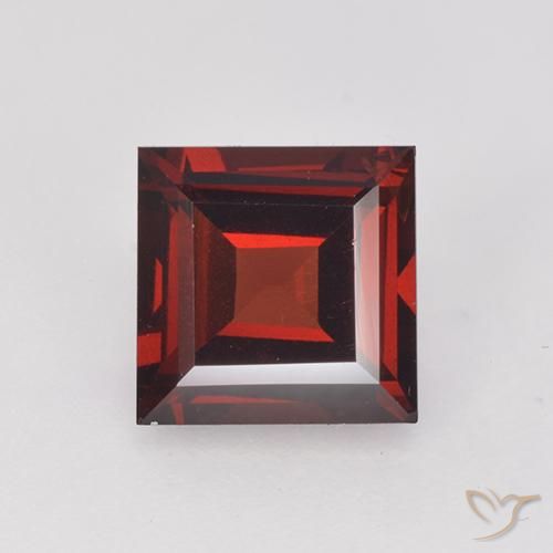 2.10ct Natural Deep Blood Red Pyrope Garnet, Square, VVS-VS