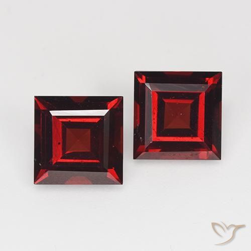 4.09 ct Square Cut Pyrope Garnet, 7 x 7 mm From Mozambique, Photo A
