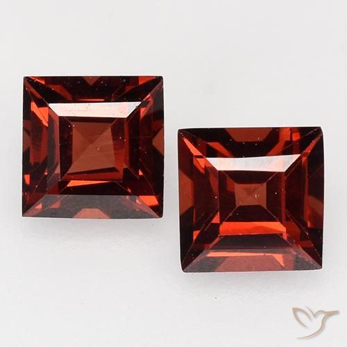 0.94 ct Square Cut Pyrope Garnet, 4.1 x 4.1 mm From Mozambique, Photo A