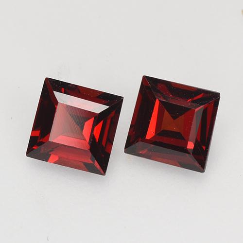 Deep Red Pyrope Garnet Gem - 0.4ct Square Facet (ID: 527274)