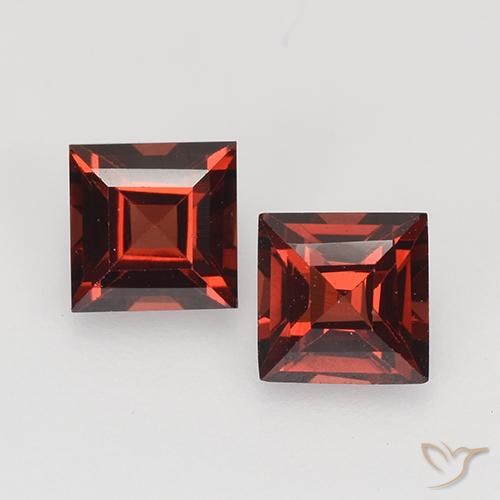 0.94 ct Square Cut Pyrope Garnet, 4.1 x 4.1 mm From Mozambique, Photo A