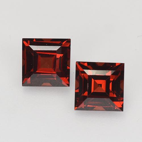 Deep Blood Red Pyrope Garnet Gem - 0.5ct Square Facet (ID: 527283)