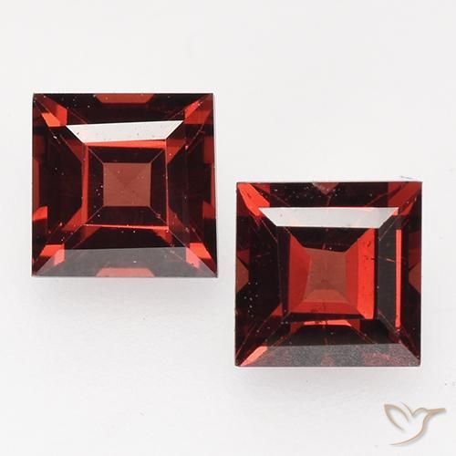 1.02ctw Natural Deep Blood Red Pyrope Garnet, Square, VVS-VS