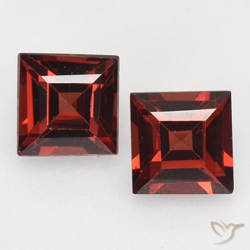 0.89ctw Natural Deep Blood Red Pyrope Garnet, Square, VVS-VS