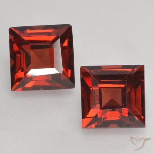 1.03ctw Natural Sangria Red Pyrope Garnet, Square, VVS-VS