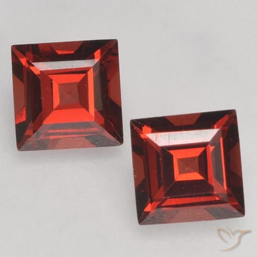 0.87 ct Square Cut Pyrope Garnet, 4.1 x 4.1 mm From Mozambique, Photo A