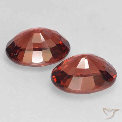 Pyrope Garnet Gemstones in 7 x 5 mm (calibrated) Size for Sale, Pyrope Garnet Stones in Deep Red Color