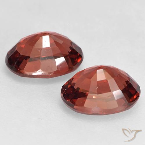 Pyrope Garnet Gemstones in 7 x 5 mm (calibrated) Size for Sale, Pyrope Garnet Stones in Medium Red Color