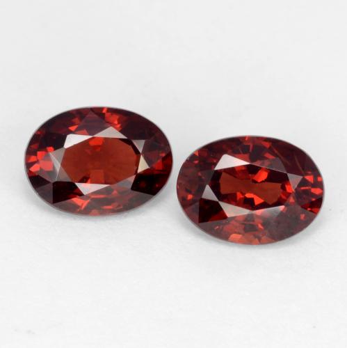 Rojo sangre intenso Granate Piropo Gema - 1ct Forma ovalada (ID: 536974)