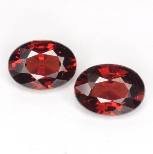 Dark Red Pyrope Garnet Gem - 1ct Oval Facet (ID: 537119)