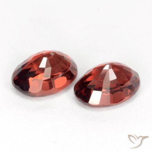 Pyrope Garnet Gemstones in 7 x 5 mm (calibrated) Size for Sale, Pyrope Garnet Stones in Deep Scarlet Red Color