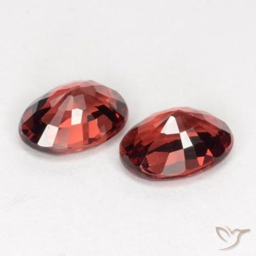 Pyrope Garnet Gemstones in 7 x 5 mm (calibrated) Size for Sale, Pyrope Garnet Stones in Deep Red Color