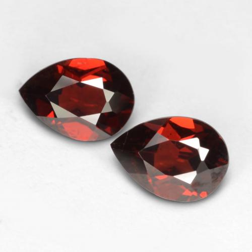 Deep Blood Red Pyrope Garnet Gem - 0.8ct Pear Facet (ID: 538238)