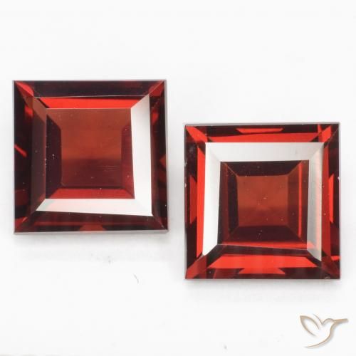 4.13ctw Natural Medium Red Pyrope Garnet, Square, VVS-VS