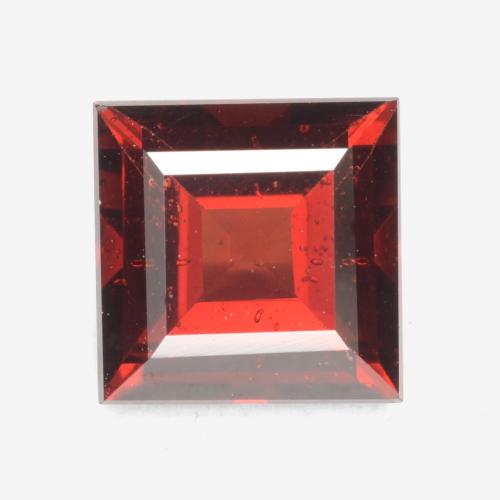 Medium Red Pyrope Garnet Gem - 2.1ct Square Facet (ID: 539210)