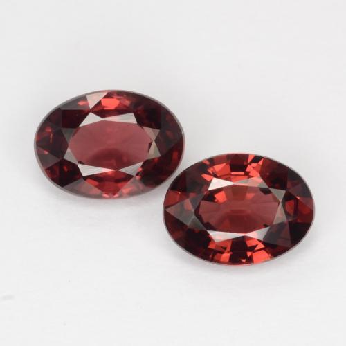 Dark Red Pyrope Garnet Gem - 1ct Oval Facet (ID: 543583)
