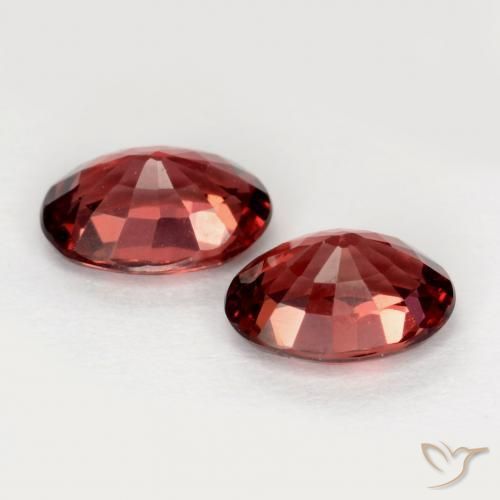 Pyrope Garnet Gemstones in 7 x 5 mm (calibrated) Size for Sale, Pyrope Garnet Stones in Deep Red Color