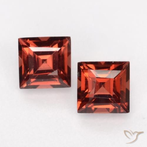 Rojo oscuro Granate Piropo Gema - 0.5ct Forma cuadrada (ID: 543726)