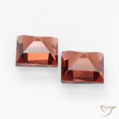 Pyrope Garnet Gemstones in 4 x 4 mm (calibrated) Size for Sale, Pyrope Garnet Stones in Deep Red Color
