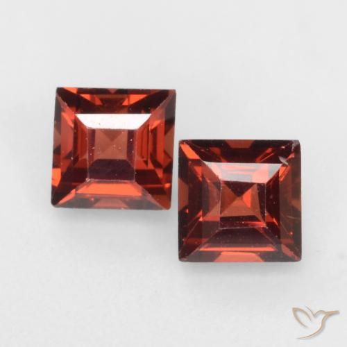 0.98ctw Natural Medium Red Pyrope Garnet, Square, VVS-VS