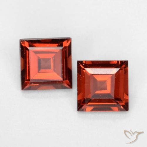 0.92 ct Square Cut Pyrope Garnet, 4.2 x 4.2 mm From Mozambique, Photo A