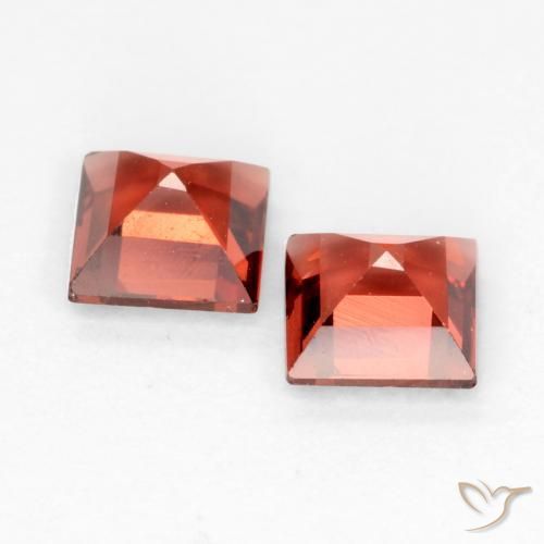 Pyrope Garnet Gemstones in 4 x 4 mm (calibrated) Size for Sale, Pyrope Garnet Stones in Scarlet Red Color
