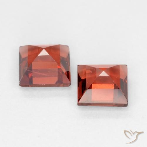 Pyrope Garnet Gemstones in 4 x 4 mm (calibrated) Size for Sale, Pyrope Garnet Stones in Medium Red Color