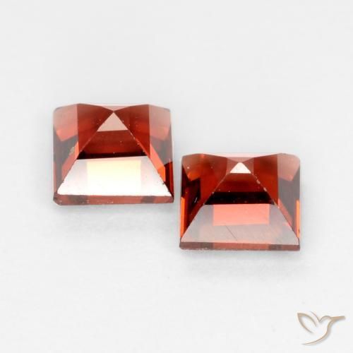 Pyrope Garnet Gemstones in 4 x 4 mm (calibrated) Size for Sale, Pyrope Garnet Stones in Deep Red Color