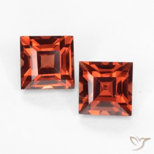 1.03 ct Square Cut Pyrope Garnet, 4.1 x 4.1 mm From Mozambique, Photo A