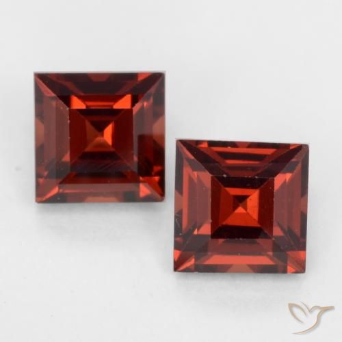1.04ctw Natural Deep Red Pyrope Garnet, Square, VVS-VS