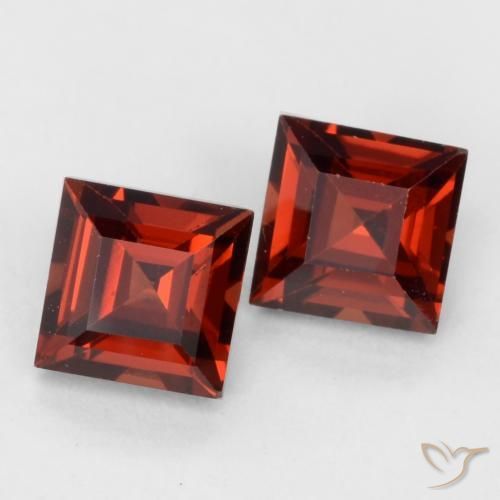1.04 ctw Red Pyrope Garnet Stones, Natural Pyrope Garnet in Square Facet Shape for Sale