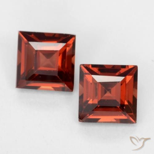 0.97 ct Square Cut Pyrope Garnet, 4.1 x 4.1 mm From Mozambique, Photo A