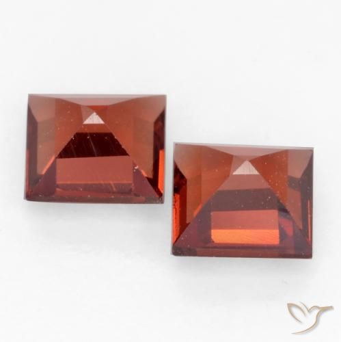 Pyrope Garnet Gemstones in 4 x 4 mm (calibrated) Size for Sale, Pyrope Garnet Stones in Bright Red Color