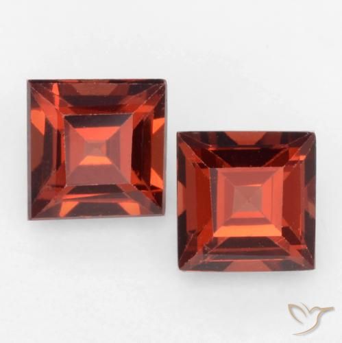 0.93 ct Square Cut Pyrope Garnet, 4.1 x 4.1 mm From Mozambique, Photo A
