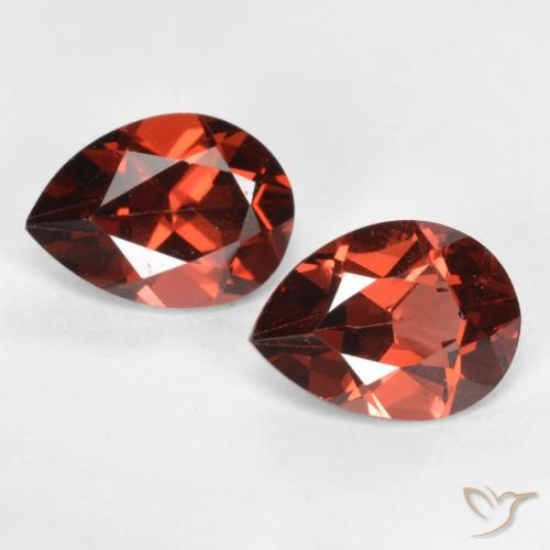 1.71 ct Pear Cut Pyrope Garnet, 7.1 x 5.2 mm From Mozambique, Photo A