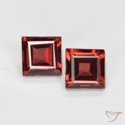 1.01 ct Square Cut Pyrope Garnet, 4.2 x 4.1 mm From Mozambique, Photo A