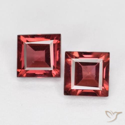 0.99ctw Natural Pinkish Red Pyrope Garnet, Square, VS