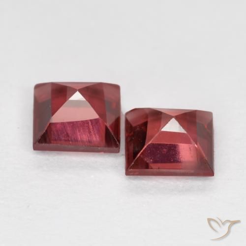 Pyrope Garnet Gemstones in 4.2 x 4.2 mm Size for Sale, Pyrope Garnet Stones in Pinkish Red Color