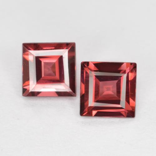Rojo medio Granate Piropo Gema - 0.4ct Forma cuadrada (ID: 558056)