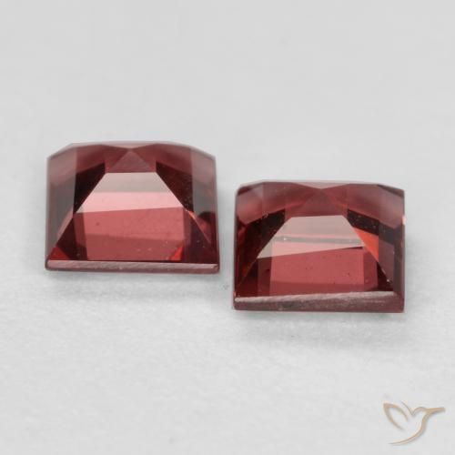 Pyrope Garnet Gemstones in 4.2 x 4.1 mm Size for Sale, Pyrope Garnet Stones in Deep Red Color