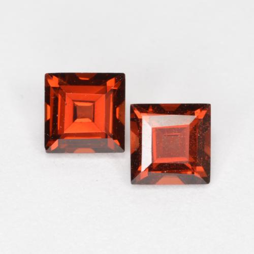 Rojo medio Granate Piropo Gema - 0.5ct Forma cuadrada (ID: 560863)