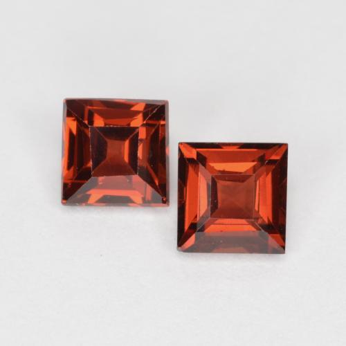 أحمر لامع عقيق بيروب حجر كريم - 0.5ct مربع الوجه (ID: 560864)