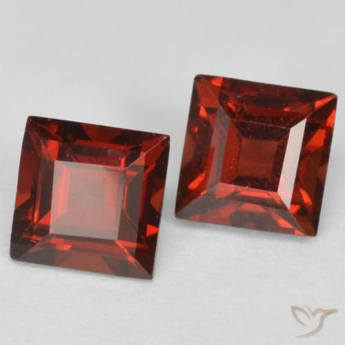 1.00 ctw Red Pyrope Garnet Stones, Natural Pyrope Garnet in Square Facet Shape for Sale