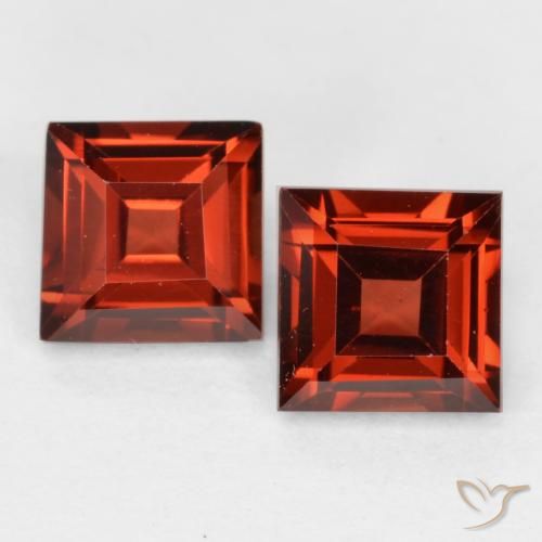 0.93ctw Natural Sangria Red Pyrope Garnet, Square, VS