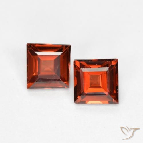0.88ctw Natural Deep Red Pyrope Garnet, Square, VS