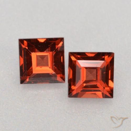 0.97 ct Square Cut Pyrope Garnet, 4.1 x 4.1 mm From Mozambique, Photo A
