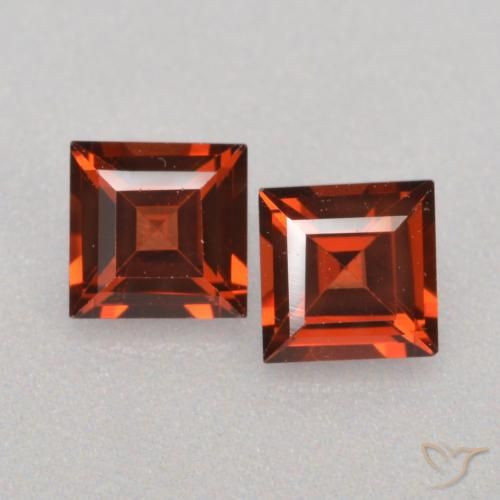 Medium Red Pyrope Garnet Gem - 0.4ct Square Facet (ID: 560996)
