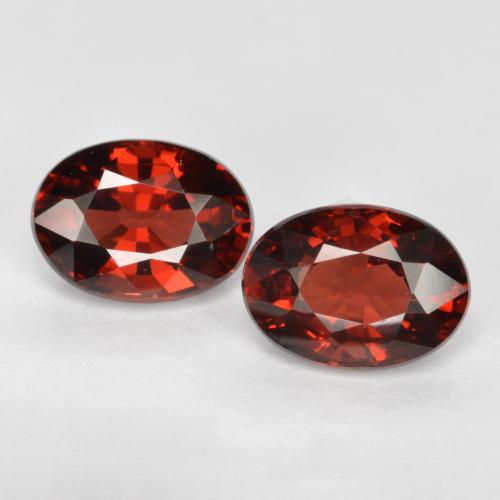 2.21 ctw Red Pyrope Garnet Gemstones, Pyrope Garnet Gems in Oval Facet Shape for Sale.